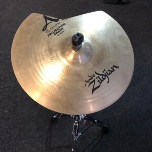 Zildjian 16" Projection Crash Cymbal (repaired) - Image 1