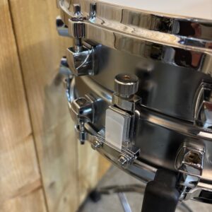 Yamaha 'Jimmy Chamberlin' 14" x 5.5" Snare Drum (pre-owned) - Image 8