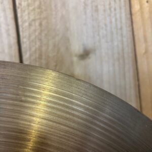 Zildjian 16" K Dark Crash Cymbal (pre-owned) - Image 5