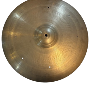 Zildjian Avedis 18" Crash Cymbal (pre-owned) - Image 1
