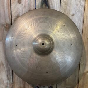 Zildjian Avedis 18" Crash Cymbal (pre-owned) - Image 2